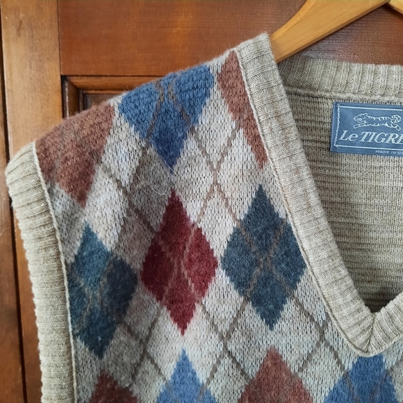 Vintage Le Tigre Grandpa style tan v-neck argyle knit sweater vest size large - Picture 5 of 11